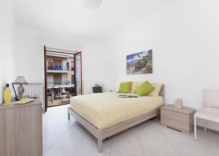 Lux Fabulous Sorento Apartment