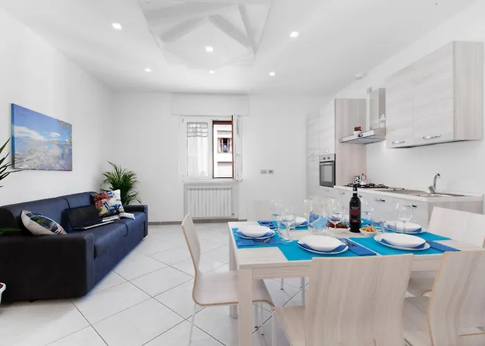 Lux Fabulous Sorento Apartment *